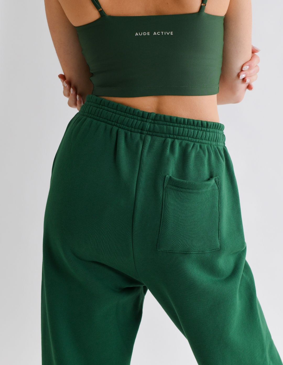 GREEN OVERSIZED JOGGERS