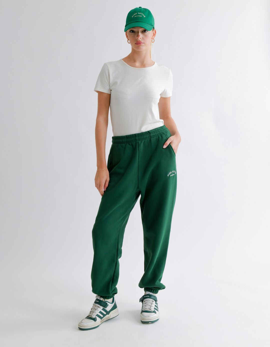 GREEN OVERSIZED JOGGERS